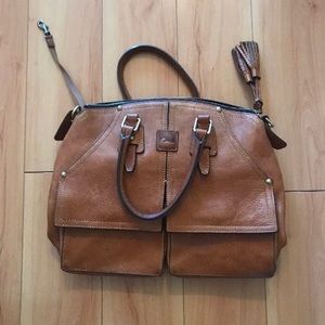 Dooney & Bourke shoulder bag
